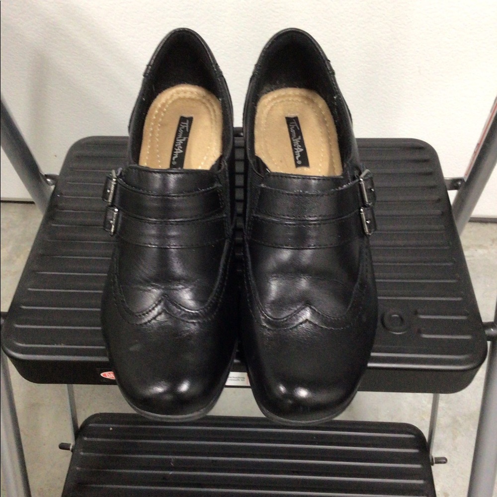 Women’s Heeled Dress Shoes